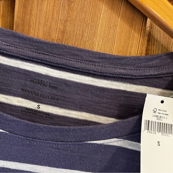 Banana Republic Malibu Tee purple/white stripes flare cuff size S - Picture 8 of 10